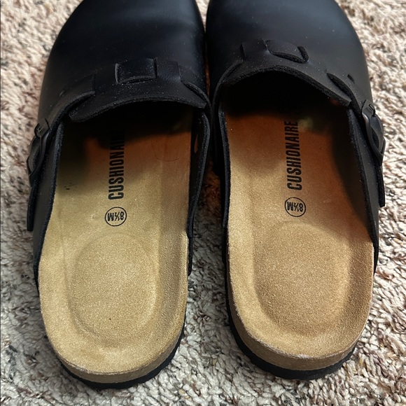 Cushionaire Clogs - Picture 2 of 6